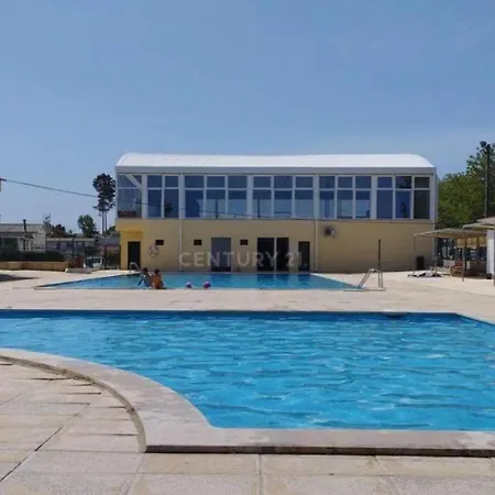 Holiday home Bungalow Do Parque